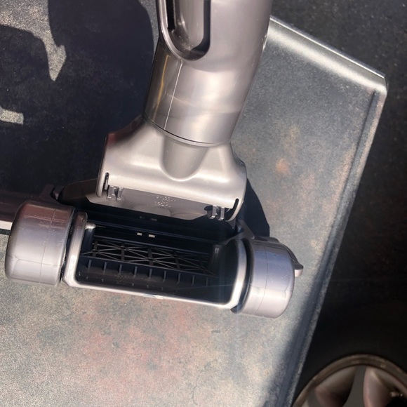 Dyson Gray Flat Out Hard Floor Head Replacement Part - Picture 10 of 11